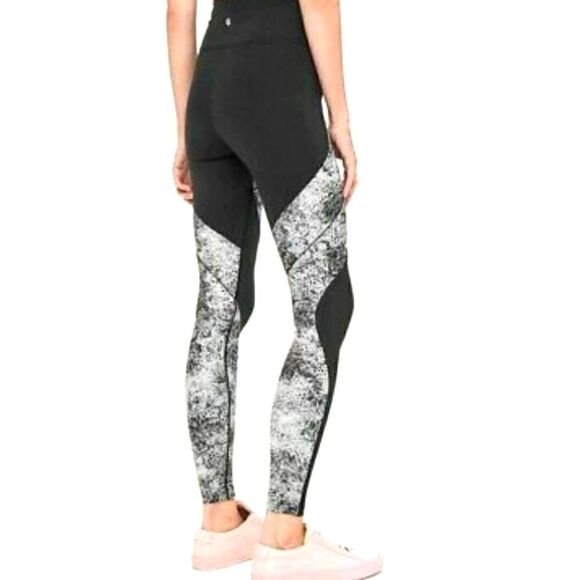 Lululemon Sweat & Repeat Leggings 4 - Picture 1 of 7